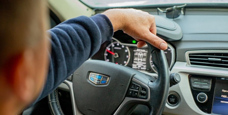 Покупка автомобиля с рук: что и где проверить — не дайте себя обмануть Покупка автомобиля с рук: что и где проверить — не дайте себя обмануть