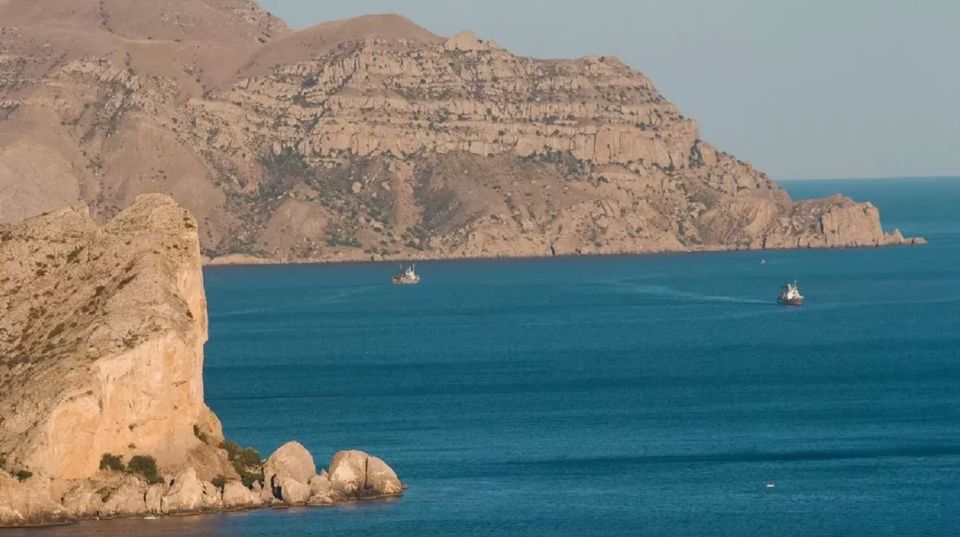Отдых в Крыму: насколько востребован в 2025 году и «кусаются» ли цены — эксперт не стал смягчать реальность и выдал всю подноготную