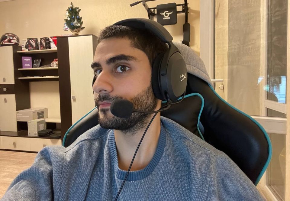    :    ,    