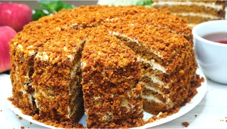 Торт "Медовый Пух": легкое и вкусное лакомство