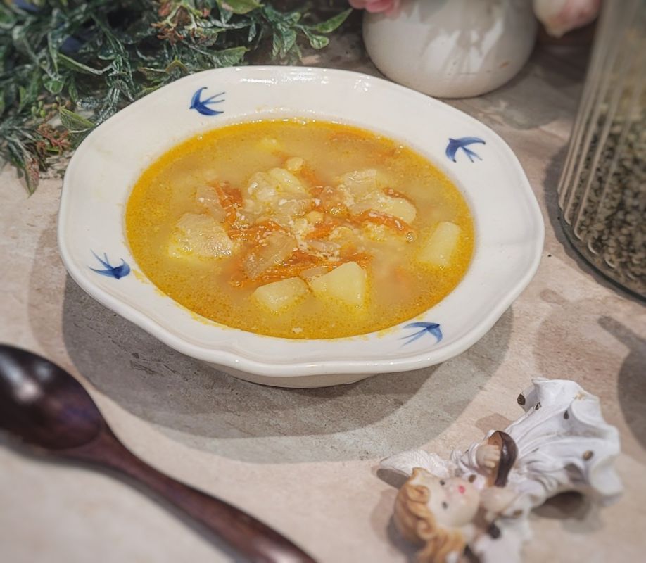 Нежный постный суп с белой фасолью и тахини