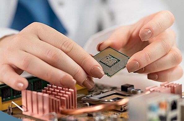 Стеклянные процессоры: новая эра в технологии чипов