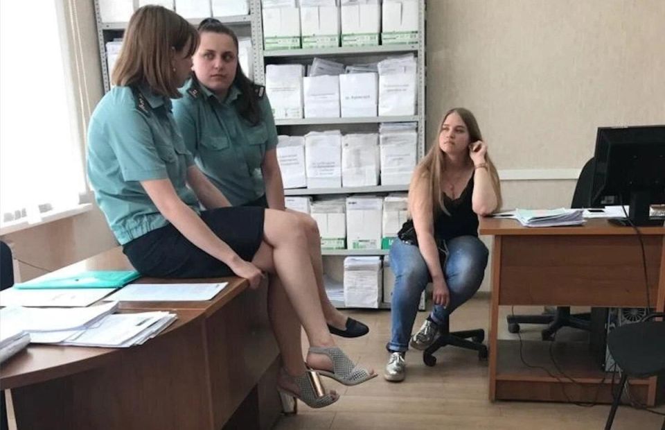 Как найти судебного пристава, если он не отвечает на звонки?