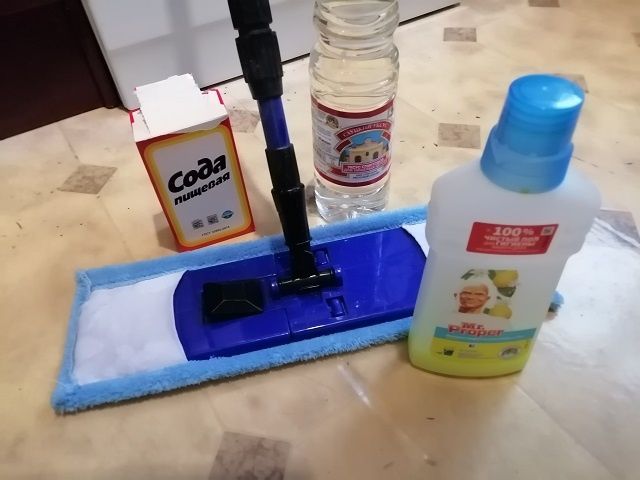 Как эффективно очистить линолеум от загрязнений