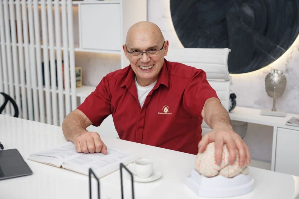 Как активировать эндокринную систему: простые упражнения для жизненной энергии после 60