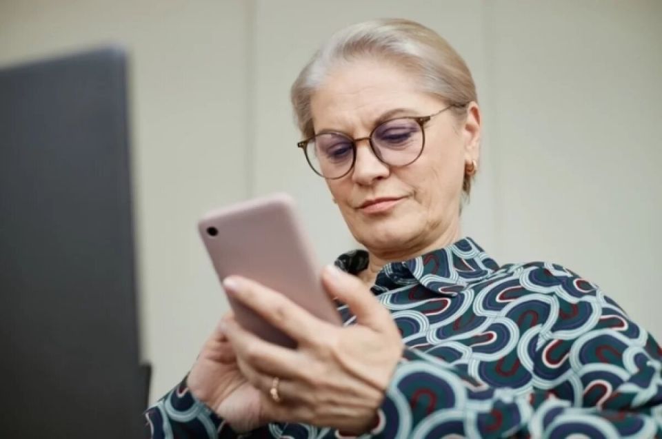 Пенсионеры России теперь могут гордиться электронным удостоверением на «Госуслугах»