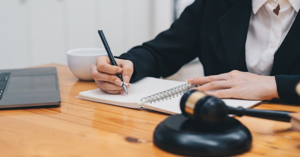 Директор управляющей компании: можно ли его наказать за нарушение лицензионных требований?