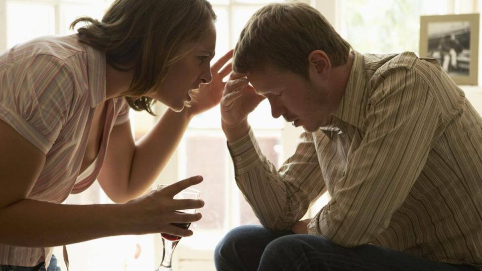 Как защититься от долгов супруга в процессе развода: важные советы