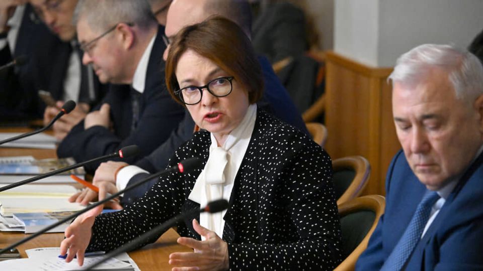 Непростые времена: как повышение НДС и рост цен могут сказаться на экономике