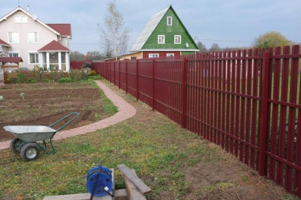 Как установить забор: права соседей и юридические нюансы