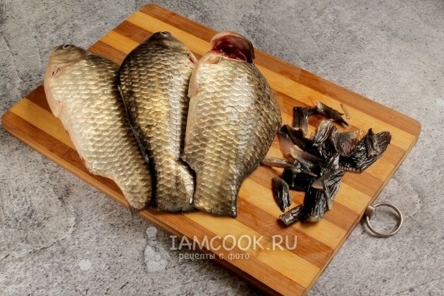 Караси в панировке: как сделать их хрустящими и нежными