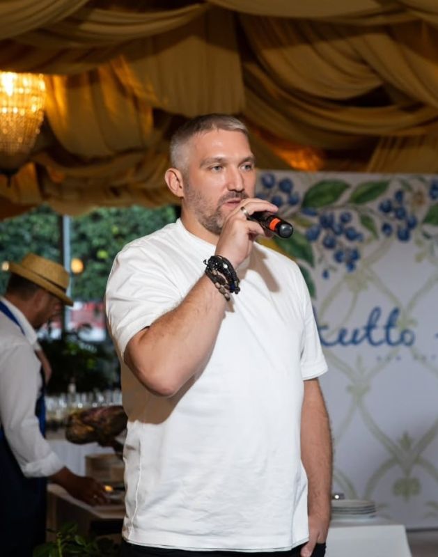 Яна Рудковская, Пелагея и другие звезды на вечере в Tutto Bene