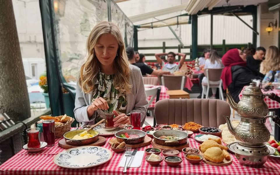 Традиционный турецкий завтрак: изобилие, которое завораживает