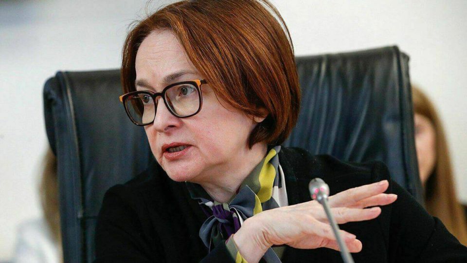 Новый налог на вклады: как изменения повлияют на российские сбережения в 2025 году