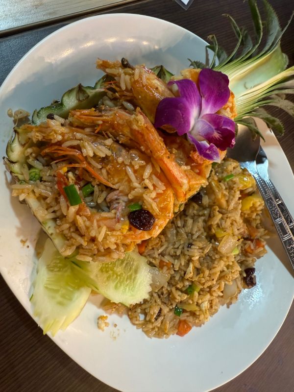 Ночные рынки Таиланда: Погружение в атмосферу вкусов и культуры