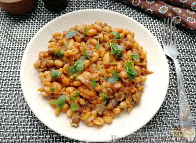 Необычные рецепты из фасоли: утолите голод с изюминкой!