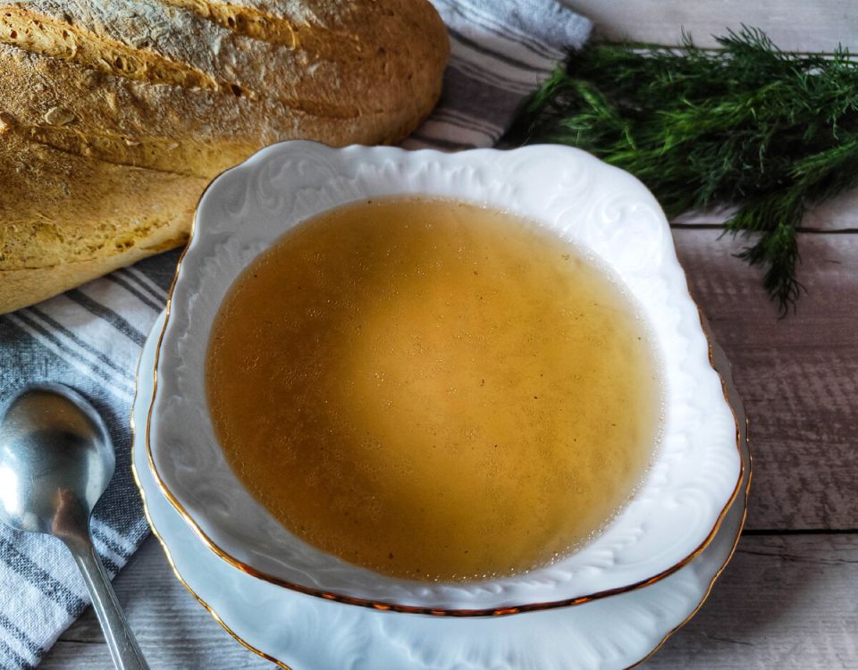 Вкусный бульон из курицы: как сделать идеальный?