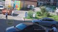 Появилось видео наезда иномарки на бабушку во дворе дома в Казани