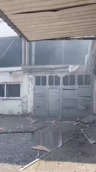  :        
