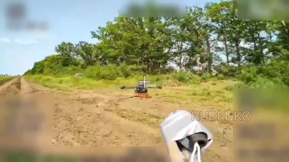  :  FPV-         