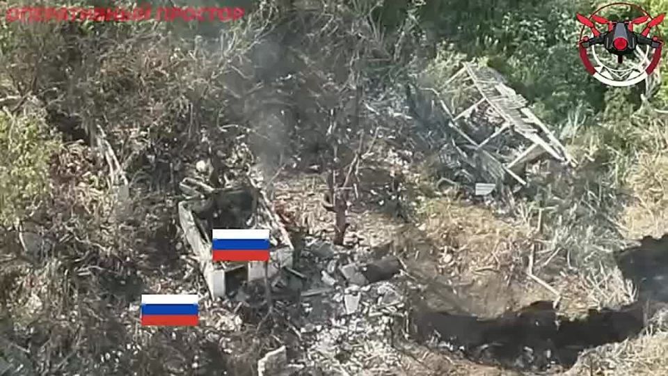  :    :
