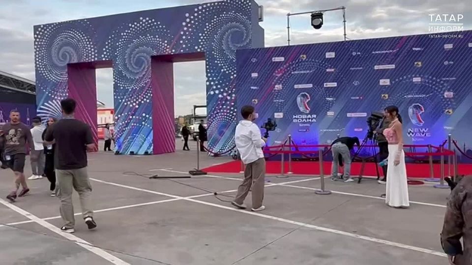 , , ,   , ,       -            !