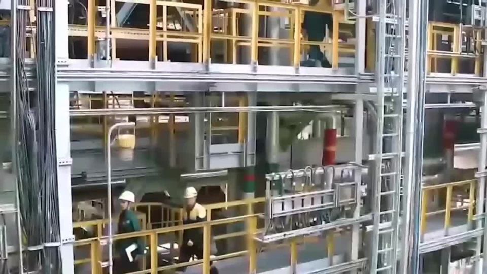  :            