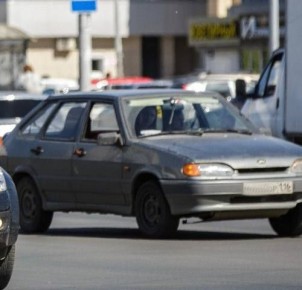          LADA    