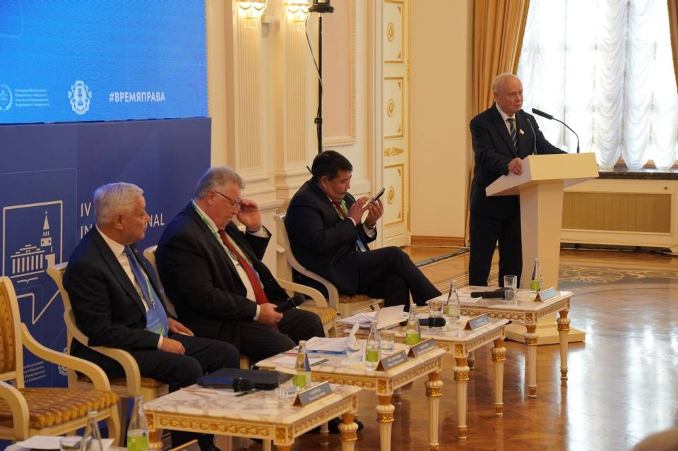 Вопросы межпарламентского сотрудничества обсудили на парламентской секции Казанского международного юридического форума