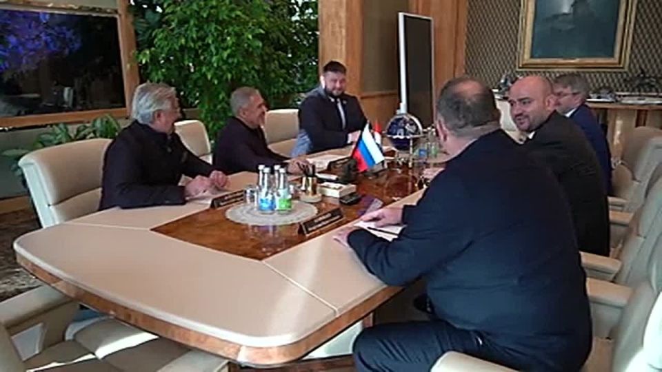 Рустам Минниханов встретился с Губернатором Самарской области