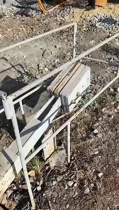 Пассажирский поезд протаранил «КамАЗ» в Татарстане