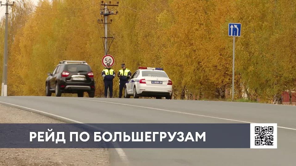 Многотонные автомобили на постоянной основе допускают перегруз, вследствие чего трещины появляются даже на самом прочном асфальте