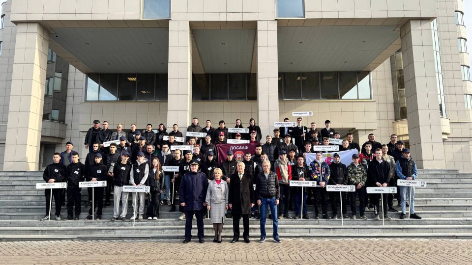 В Казани стартовал финал республиканского конкурса водительского мастерства среди студентов