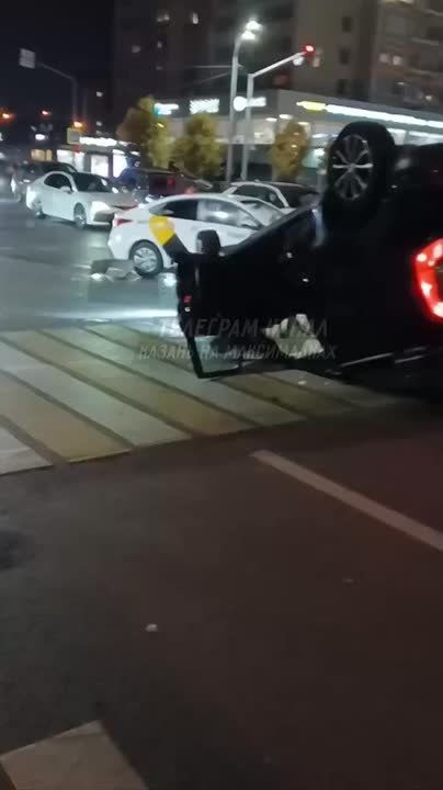 На Достоевского в Казани произошло ДТП с перевертышем