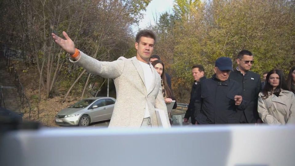 Далее Рустаму Минниханову представили проект строительства жилого дома по ул. Старообрядческая