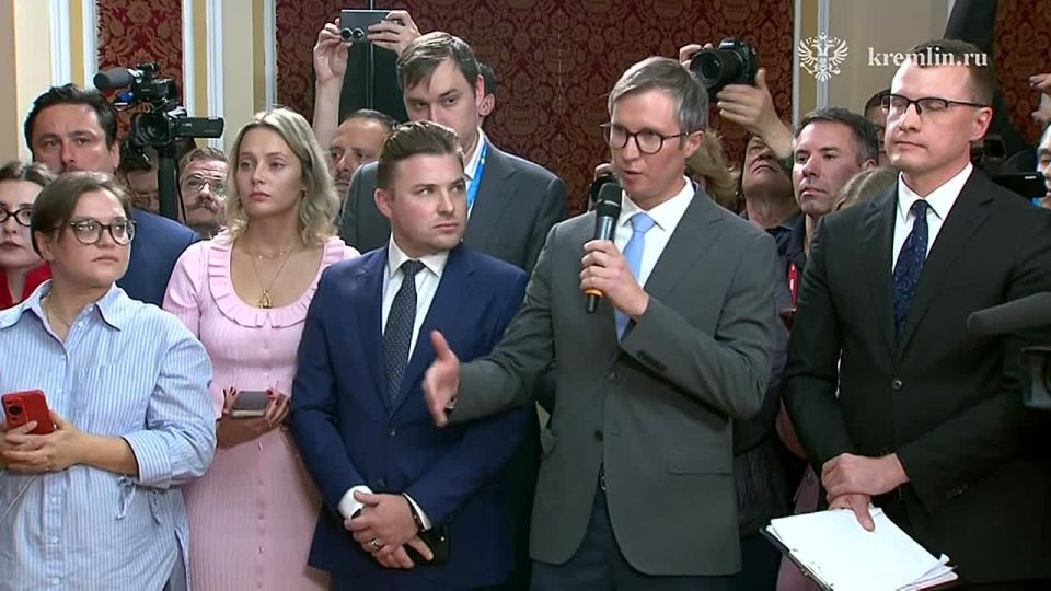 Россия завершает испытания новейших вооружений и готовится объявить об этом, сообщил Владимир Путин