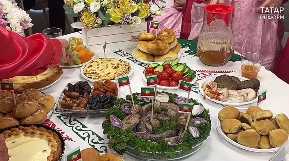 Анна Иванова из Черемшанского района победила в республиканском конкурсе «Чувашская красавица Татарстана – 2025»