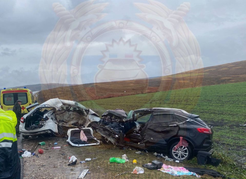 В Альметьевском районе водитель Лады, 1973 г.р., по предварительным данным, не выбрал безопасную скорость, выехал на встречную полосу и совершил столкновение с автомобилем FAW, под управлением водителя 1980 г.р