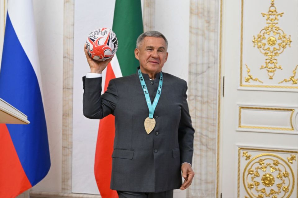 Рустам Минниханов: Мужики, молодцы! Все трофеи взяли