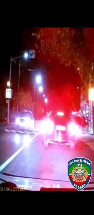 ДТП в Казани. На улице Заслонова водитель автомобиля «Лада Гранта» сбил мужчину всего в трех метрах от пешеходного перехода