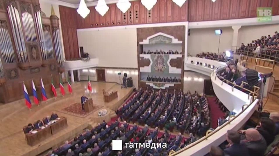 Рустам Минниханов поручил создать центры компетенции в приоритетных направлениях