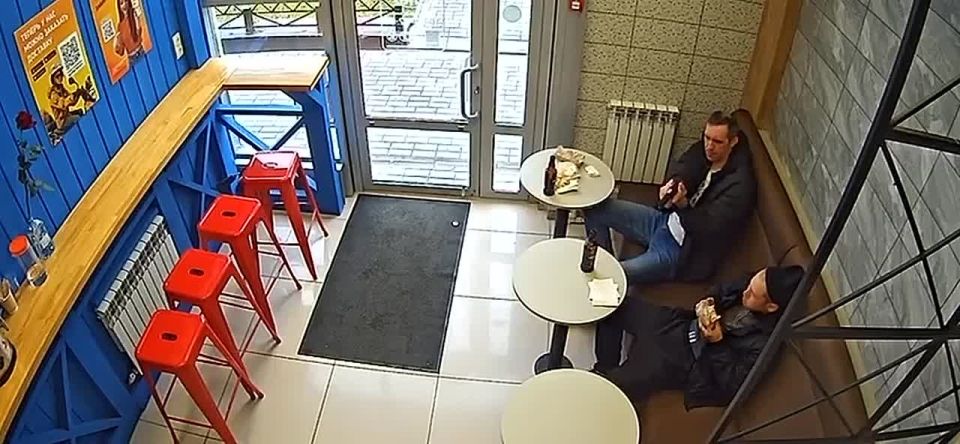 Посетитель кафе в Нижнекамске устроил стрельбу из пистолета по персоналу