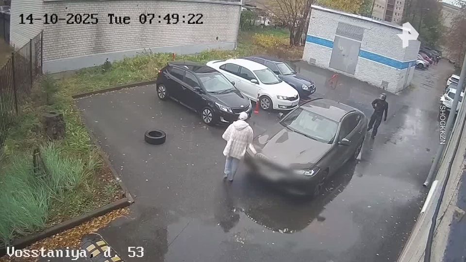 Роль киллера в нападении на супругу бизнесмена Шевырева в Казани исполнил уроженец одной из стран ближнего зарубежья, сообщила официальный представитель МВД Ирина Волк