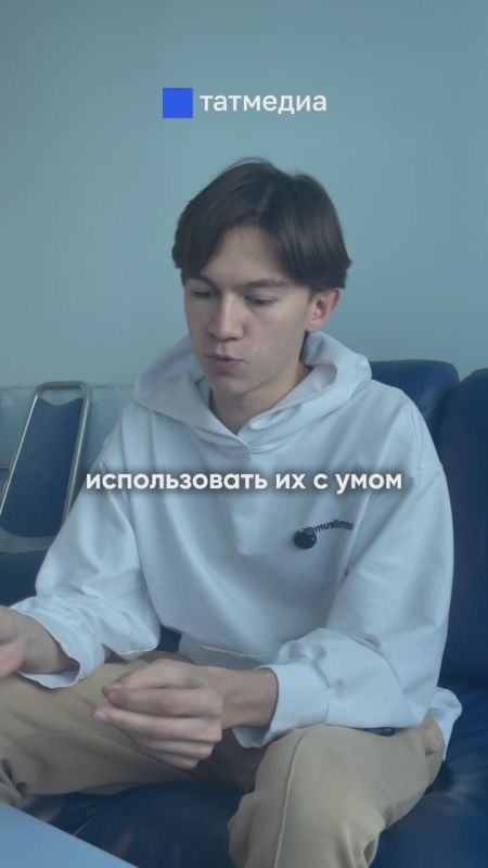 «Использую нейросети во всём»: победитель Фестиваля новых медиа о работе с ИИ