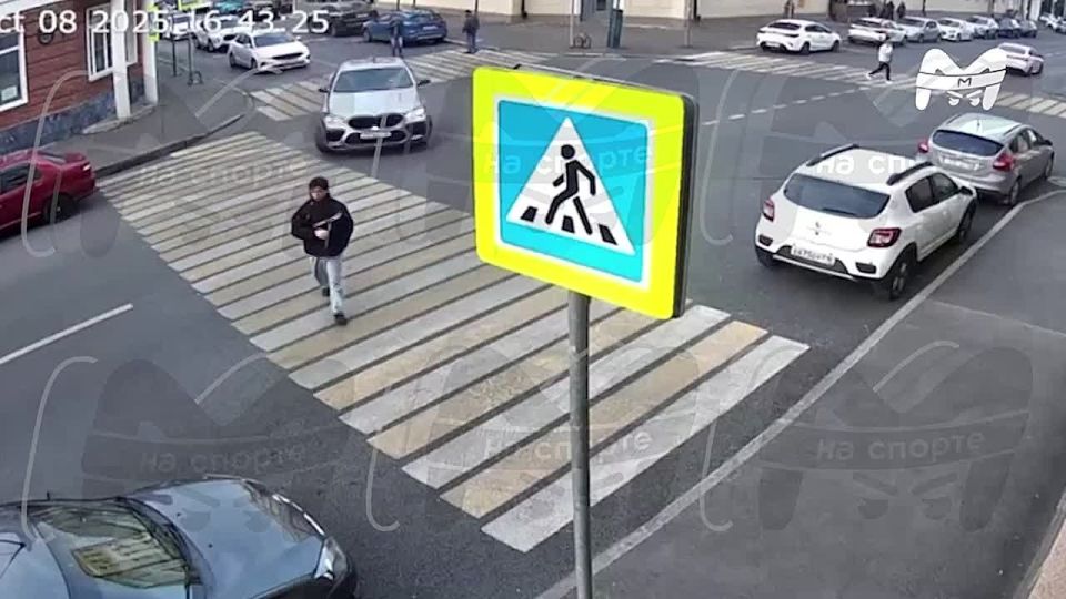 Футбольный судья Игорь Захаров избил пешехода на улице в Казани