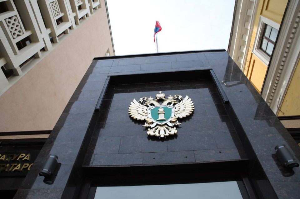 Бугульминский городской суд удовлетворил исковые требования прокуратуры республики о взыскании в доход государства квартиры в Бугульме и автомобиля марки «Мазда», приобретенных на неподтвержденные доходы бывшим мэром города...