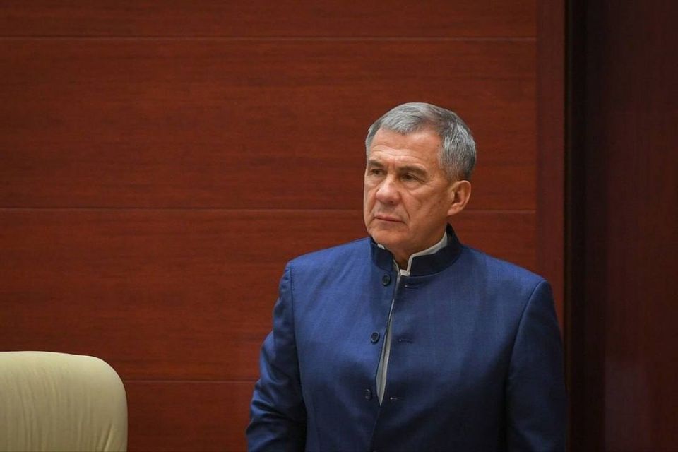 Рустам Минниханов выразил слова соболезнования губернатору и жителям Челябинской области