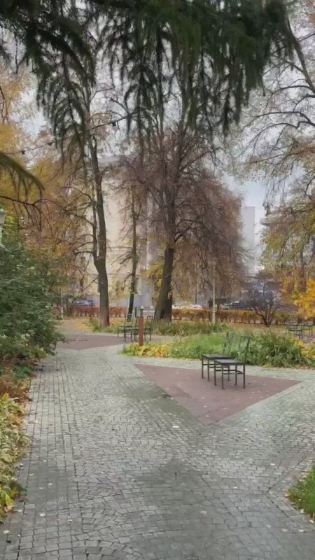 Осенняя сказка в центре Казани