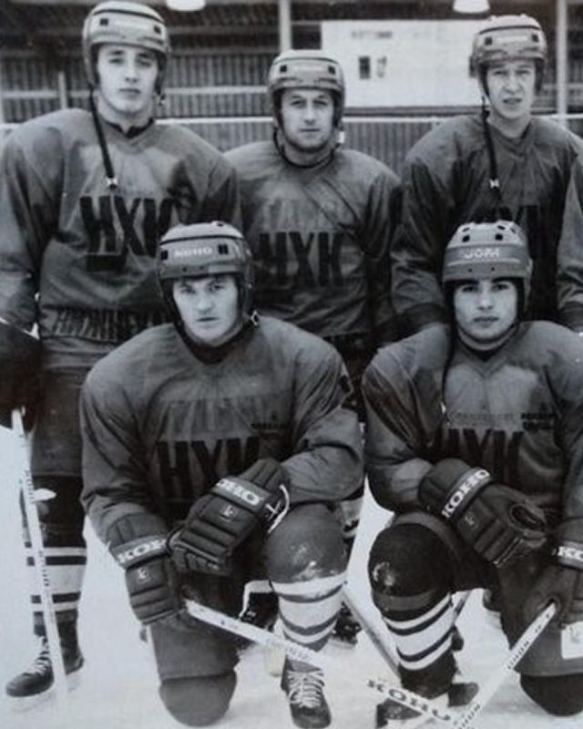 С днем рождения, Волки!. Сегодня свое 57-летие празднует нижнекамский ХК «Нефтехимик» История клуба — это история преодолений, силы воли и преданности родной команде