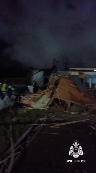 В 18:26 поступило сообщение о пожаре в одноэтажной деревянной мечети по улице Парковая, 4 в селе Пестрецы Пестречинского района